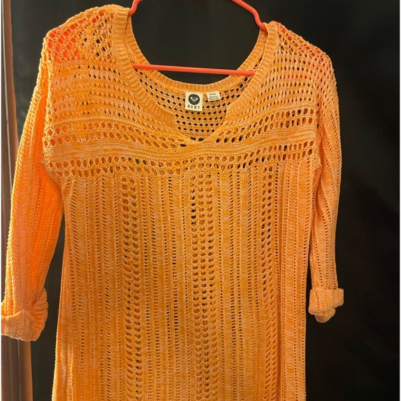 Roxy - Picture 2 of 3